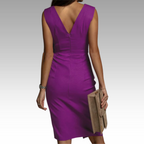 Regalia™ – Elegantes Figurbetontes Kleid mit V-Ausschnitt und Schlitz – Isabels Modehaus (Bild 10)