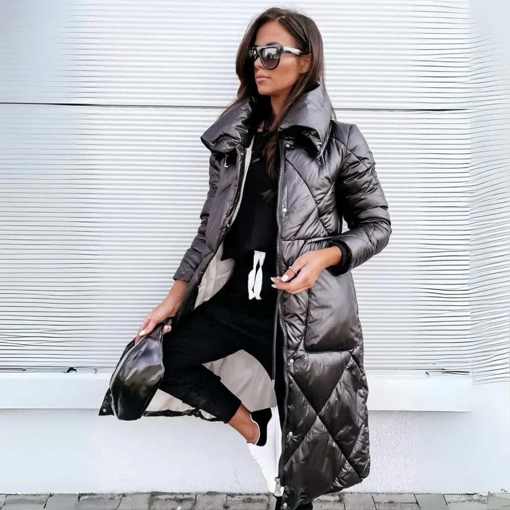 Noelia | Lange, elegante Steppjacke im Bomber-Stil – Isabels Modehaus (Bild 3)