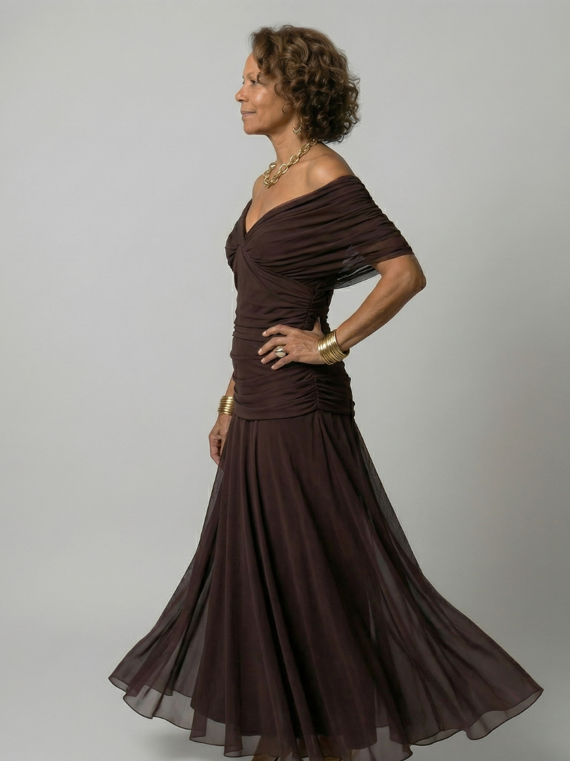 Calen | Off Shoulder Flow Midi Kleid – Isabels Modehaus (Bild 17)