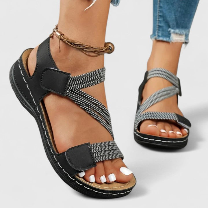 Marilyn | Anspruchsvolle Sandalen – Isabels Modehaus (Bild 2)