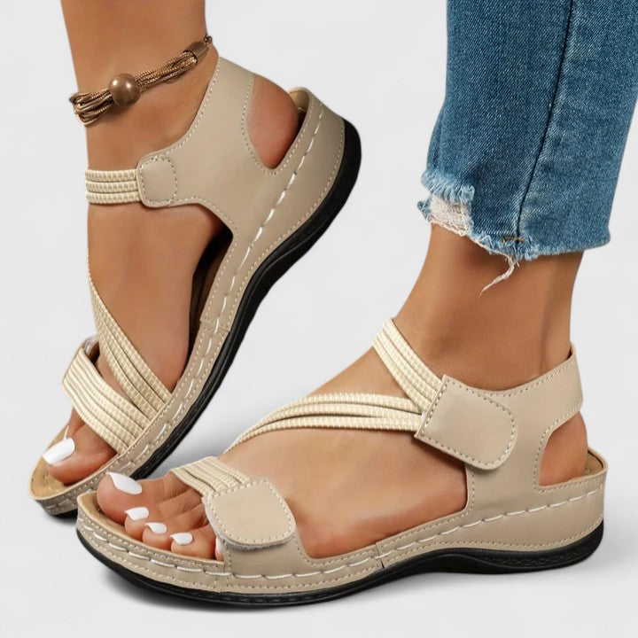 Marilyn | Anspruchsvolle Sandalen – Isabels Modehaus (Bild 3)