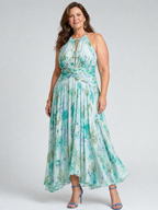 Portia | Plissiertes Halterkleid mit weichem Blumenmuster in Midi-Länge – Isabels Modehaus (Bild 7)
