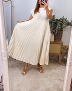 Petra™ – Zeitloses & Bequemes Plissiertes Kleid – Isabels Modehaus (Bild 10)