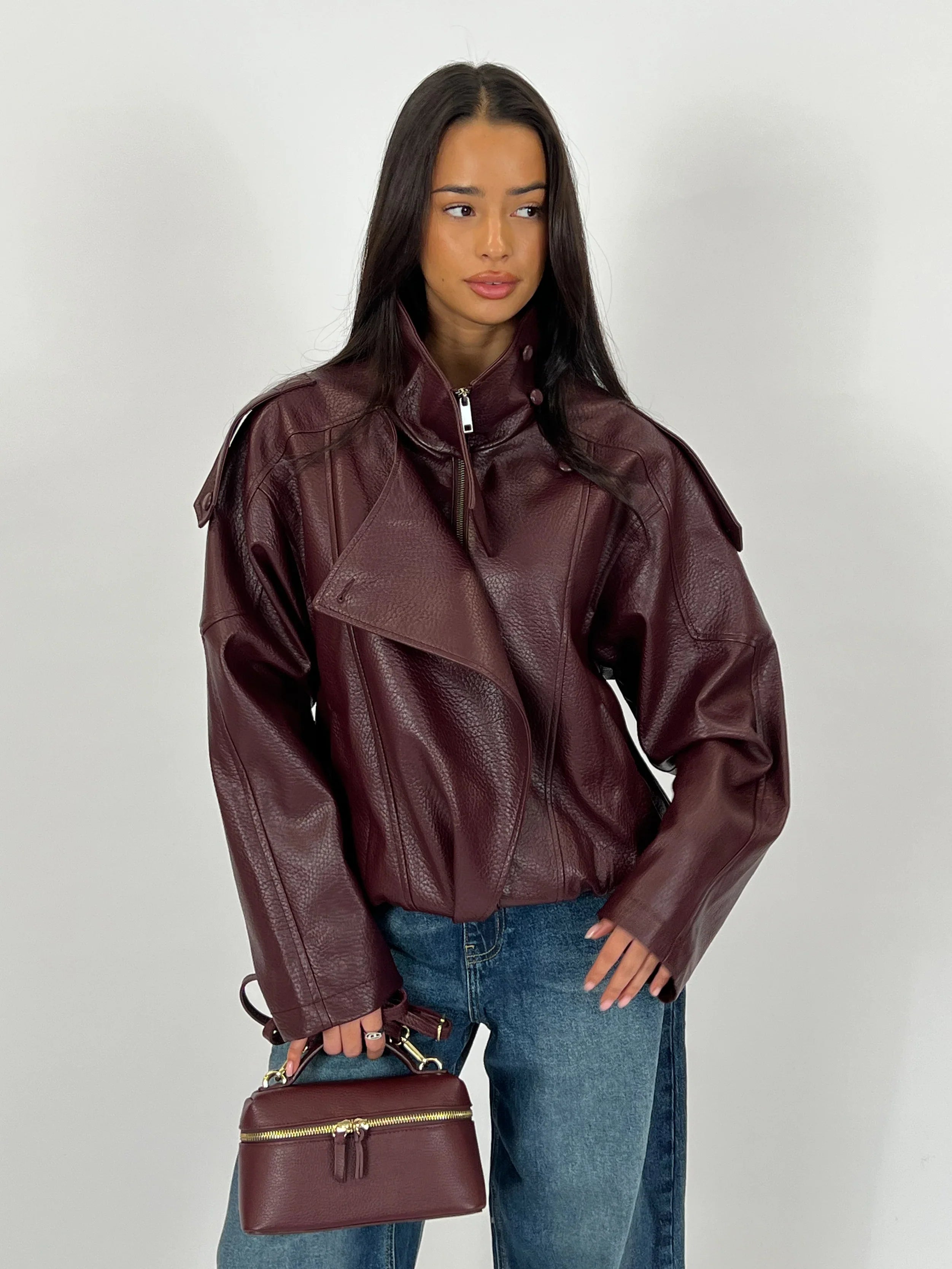 Lauren | Oversized Kunstlederjacke – Isabels Modehaus (Bild 5)
