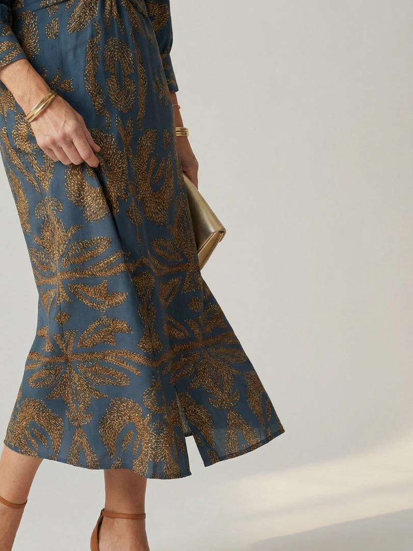 Lune | Natürliches Wickel-Midikleid – Isabels Modehaus (Bild 7)