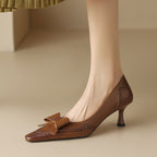 Célora Lederband-Pumps – Isabels Modehaus