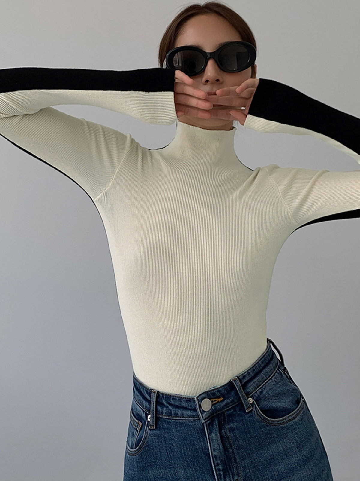 Kiara | Zweifarbiger Feinstrickpullover