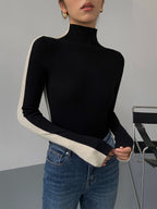 Kiara | Zweifarbiger Feinstrickpullover