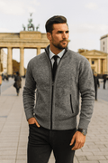 Leon | Strickpullover mit Reißverschluss und Taillierung – Isabels Modehaus