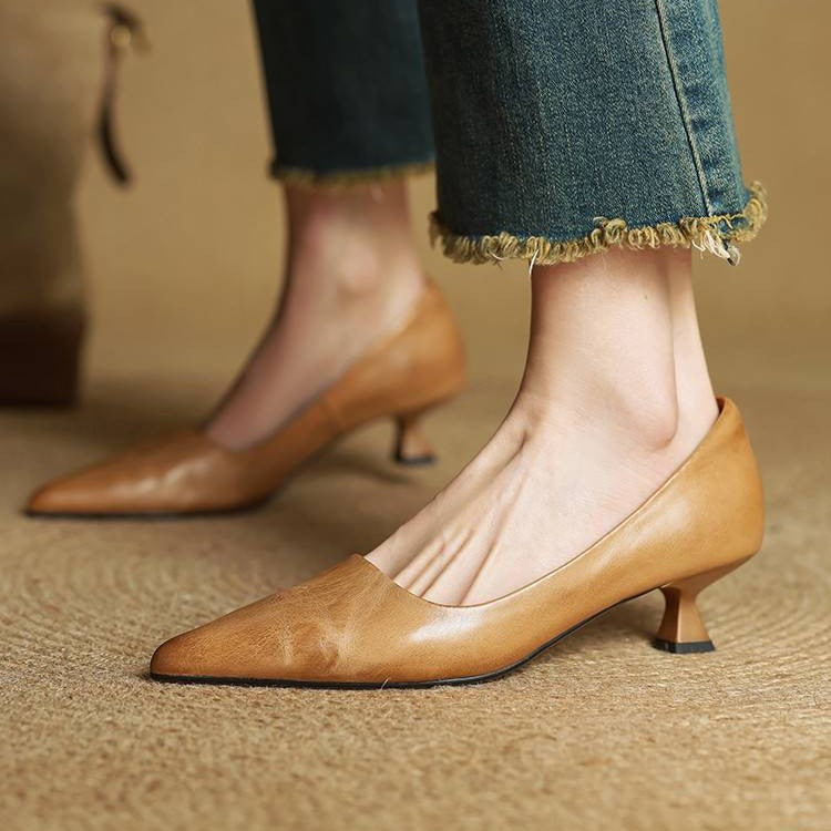 Serane Lederabsätze – Isabels Modehaus