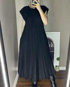Petra™ – Zeitloses & Bequemes Plissiertes Kleid – Isabels Modehaus (Bild 2)