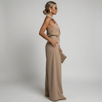 Fleurien | Damen-Jumpsuit mit Neckholder und weitem Bein