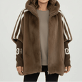 Alessandra | Weiche Jacke mit Kapuze und Reißverschluss – Isabels Modehaus (Bild 2)