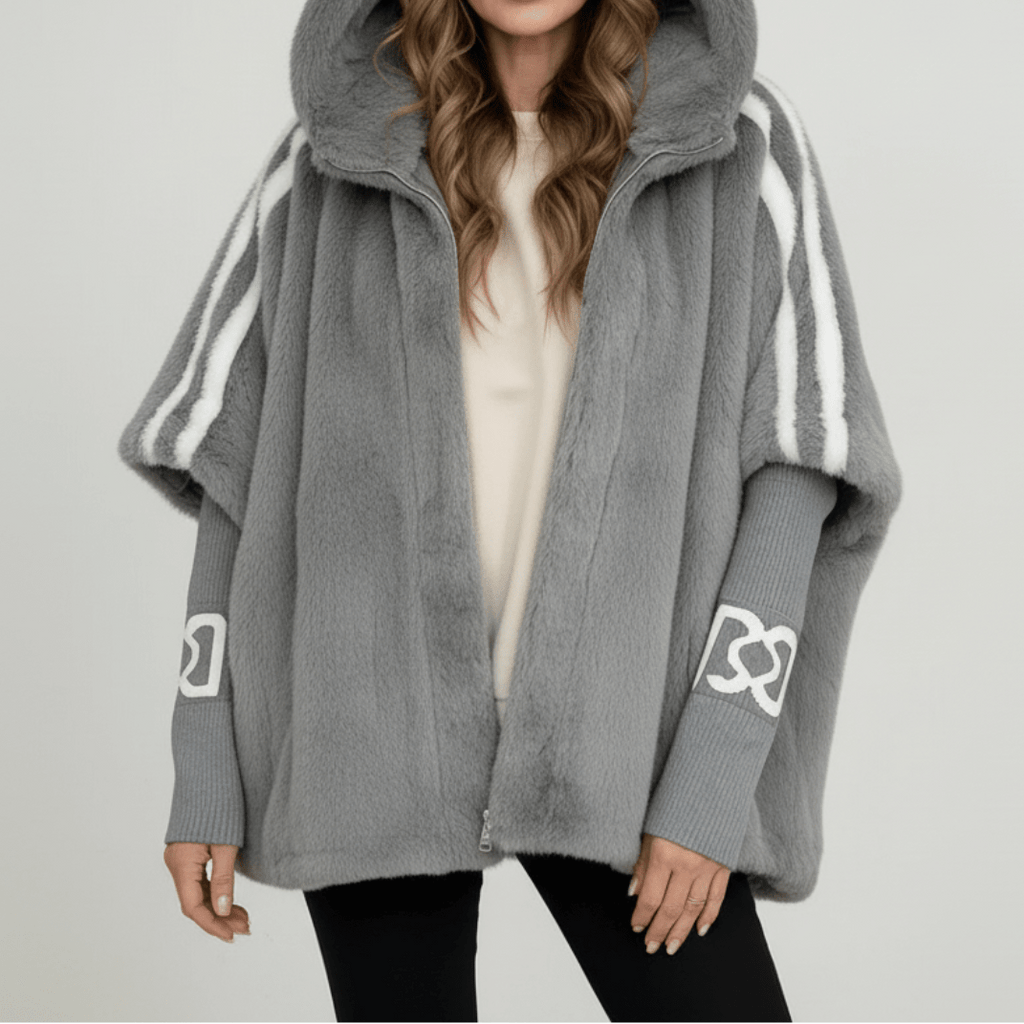 Alessandra | Weiche Jacke mit Kapuze und Reißverschluss – Isabels Modehaus (Bild 6)