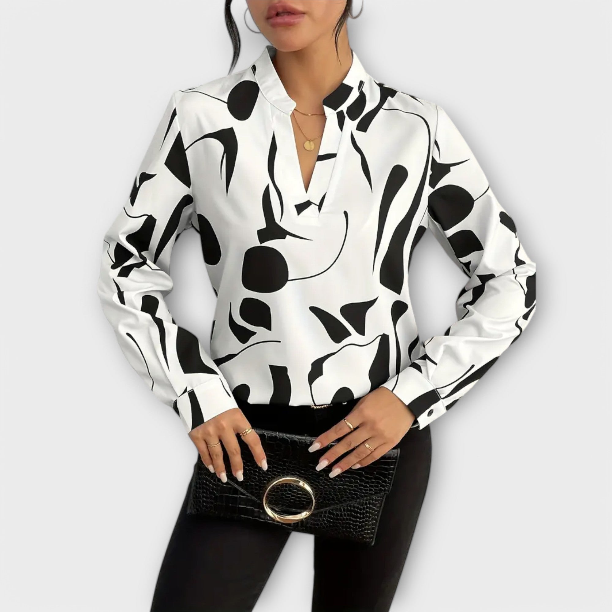 Zaylith | Elegante V-Ausschnitt-Bluse – Isabels Modehaus (Bild 3)