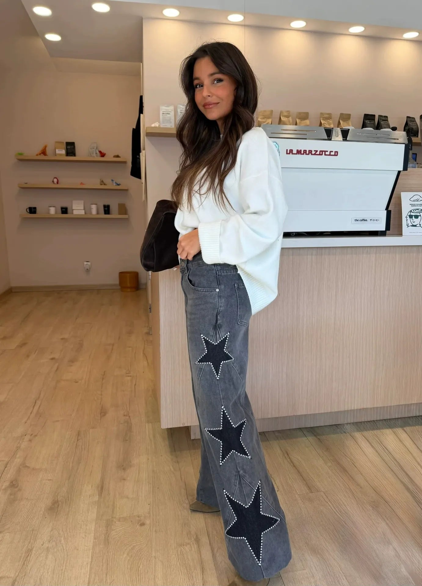 Megan | Wide-Leg-Jeans mit Sternen – Isabels Modehaus (Bild 9)
