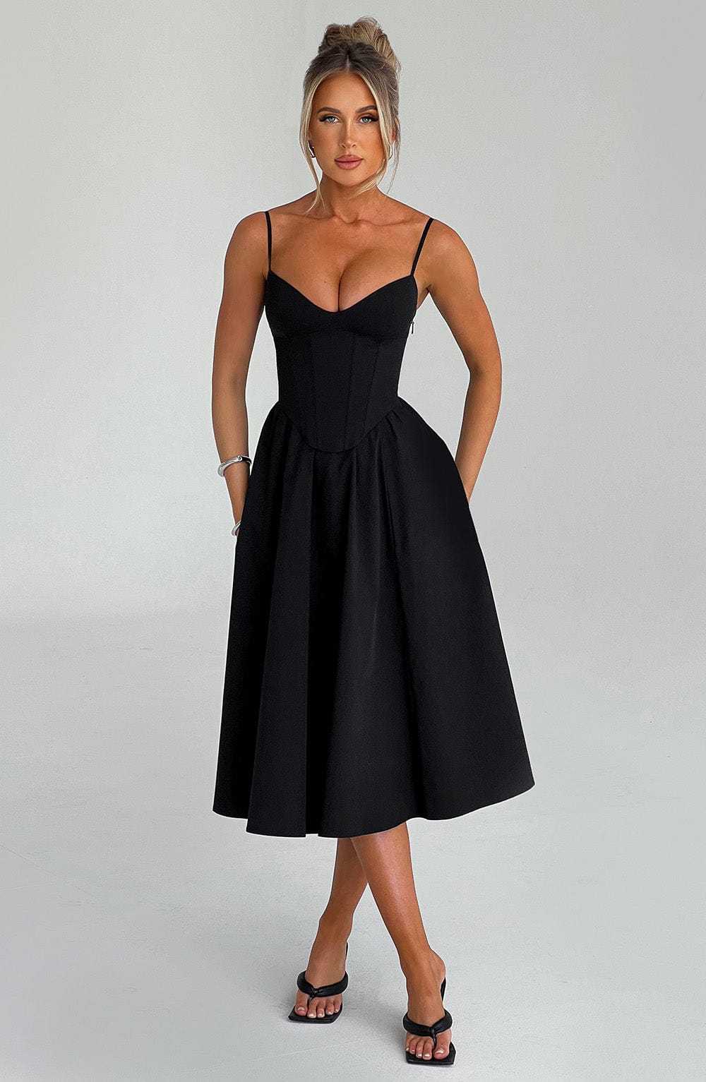 MAILEEN | Elegantes Midi Kleid im Corset Stil – Isabels Modehaus (Bild 5)