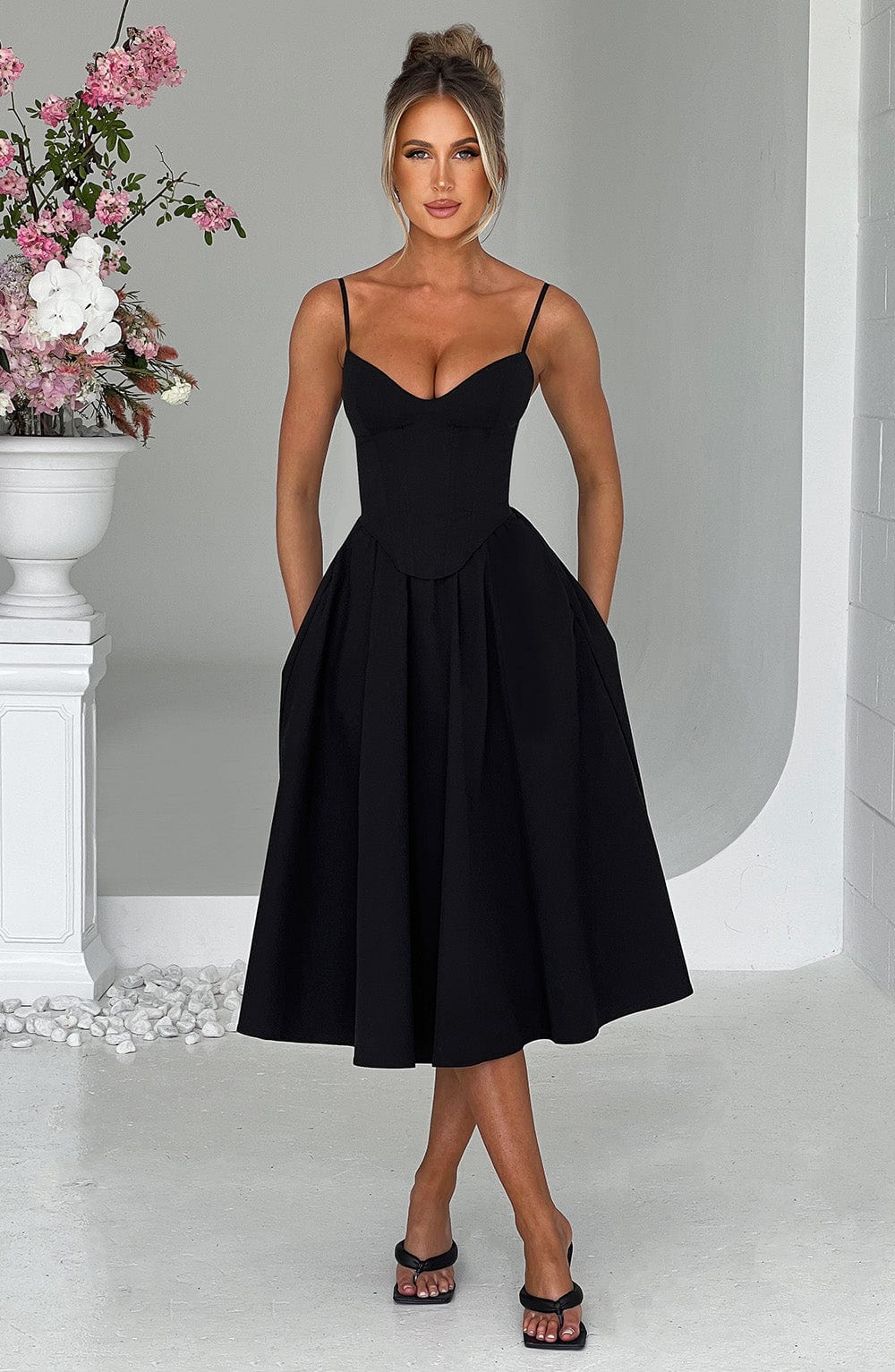 MAILEEN | Elegantes Midi Kleid im Corset Stil – Isabels Modehaus (Bild 2)